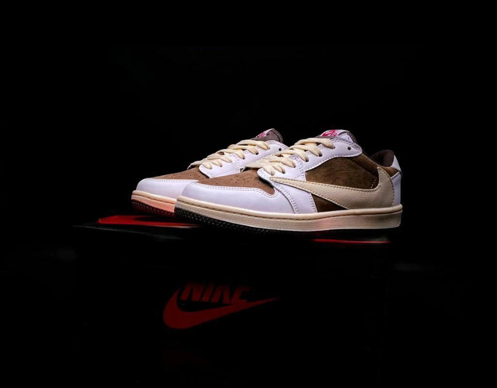 JORDAN LOW TRAVIS SCOTT REVERSE MOCHA